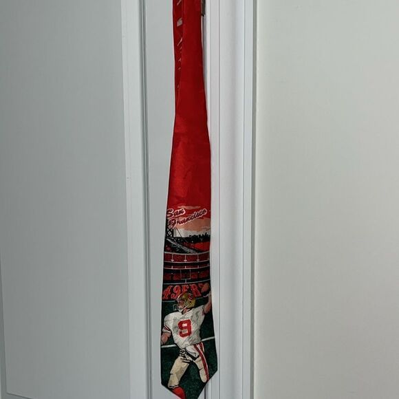 Vintage San Francisco SF 49ers Candlestick 100% silk football theme neck tie - Picture 2 of 7
